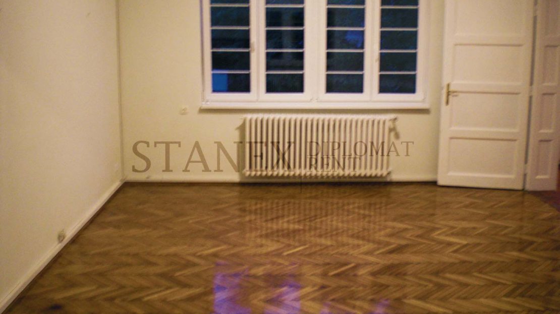 Commercial space 10 offices Vracar Belgrade P515