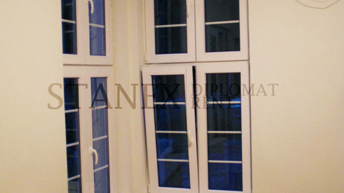 Commercial space 10 offices Vracar Belgrade P515