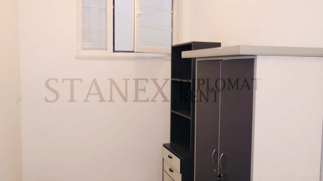 Commercial space 3 offices Senjak Belgrade P589