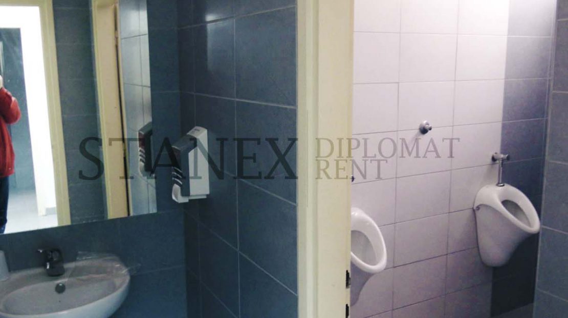 Commercial space 30 offices Center Belgrade P580