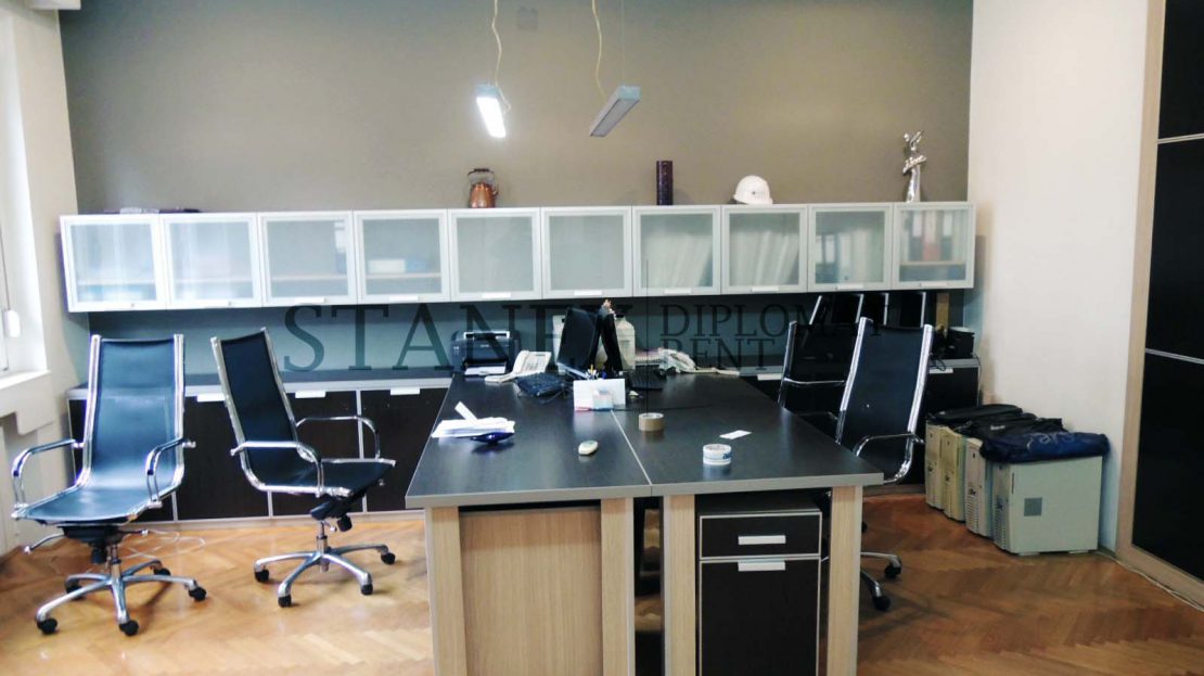 Commercial space 4 offices Center Belgrade P578