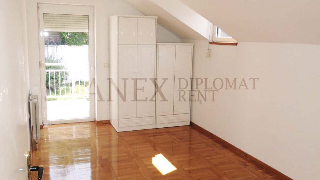 Five bedrooms house Senjak Belgrade K305