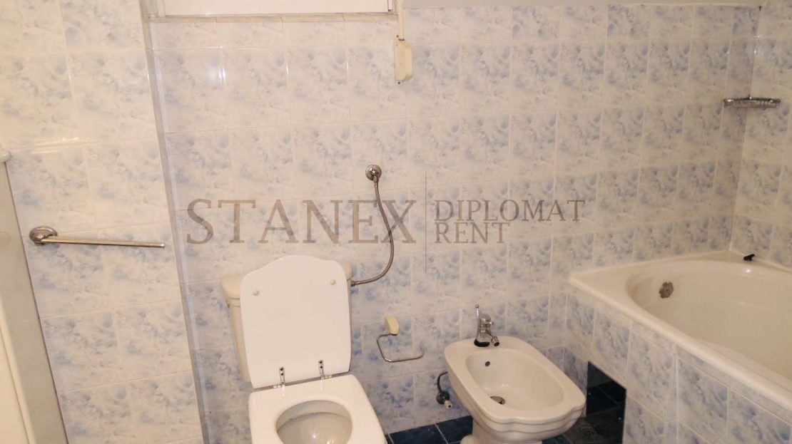 Five bedrooms house Senjak Belgrade K305