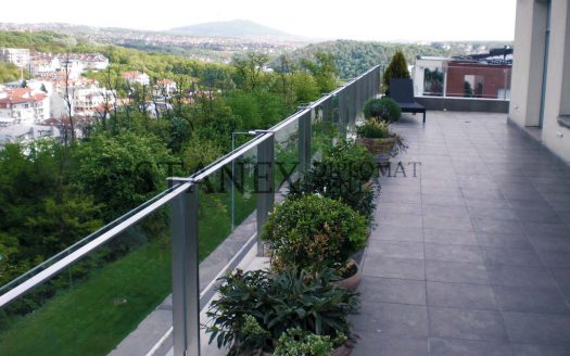 Four bedroom apartment Dedinje Belgrade S1633