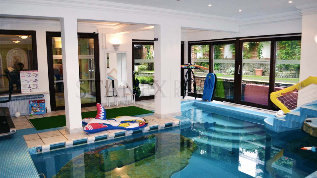 Four bedroom house Senjak Belgrade K356