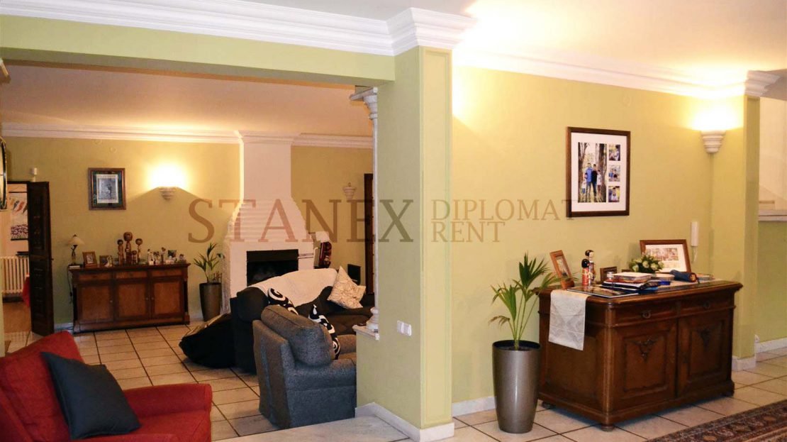 Four bedroom house Senjak Belgrade K356