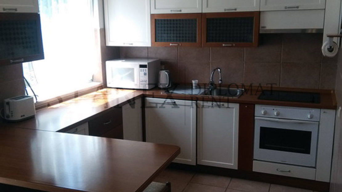 Four bedroom apartment Belgrade S1186